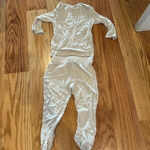 Solly Baby 2pc sleeper